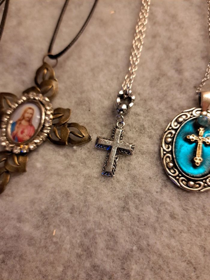 Lot de colliers religieux multicolore - photo numéro 10