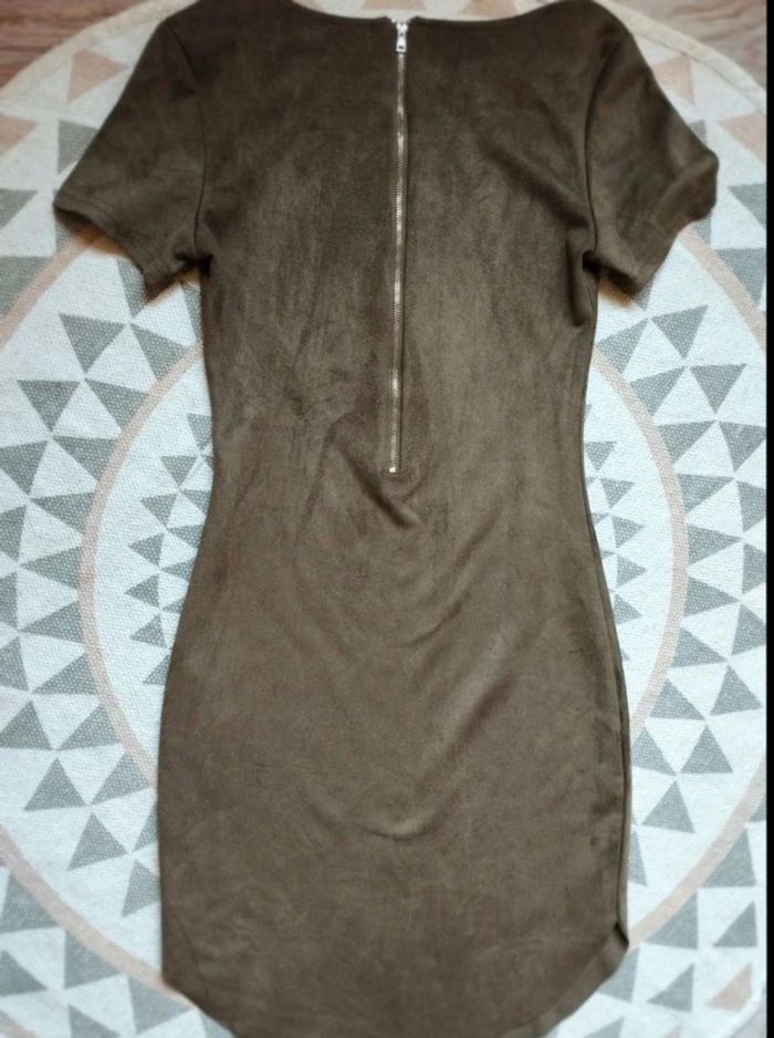 Robe moulante suédine - vert kaki - Only - Vintage S= XS actuel - Comme Neuve - photo numéro 8