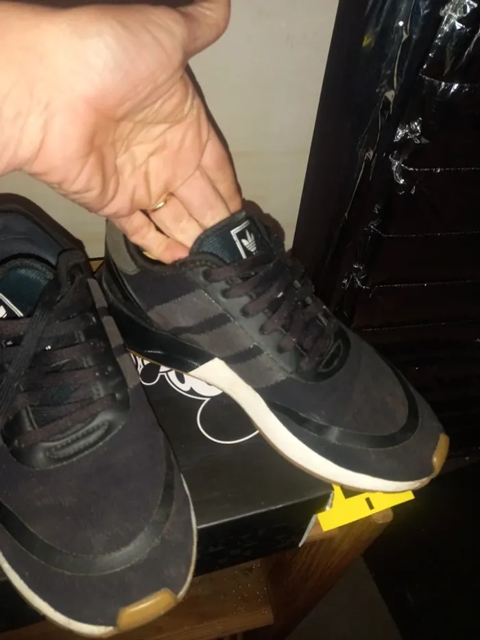Basket Adidas - photo numéro 3