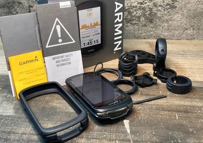 Ordinateur de vélo haut de gamme Garmin EDGE 1040 SOLAR avec charge multibande GNSS
