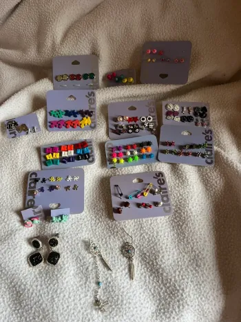 Lot de 67 paires boucles d’oreilles punk voyage noeud rock mignonne