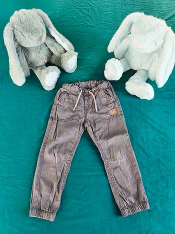 Pantalon style cargot gris/taupe pour enfant