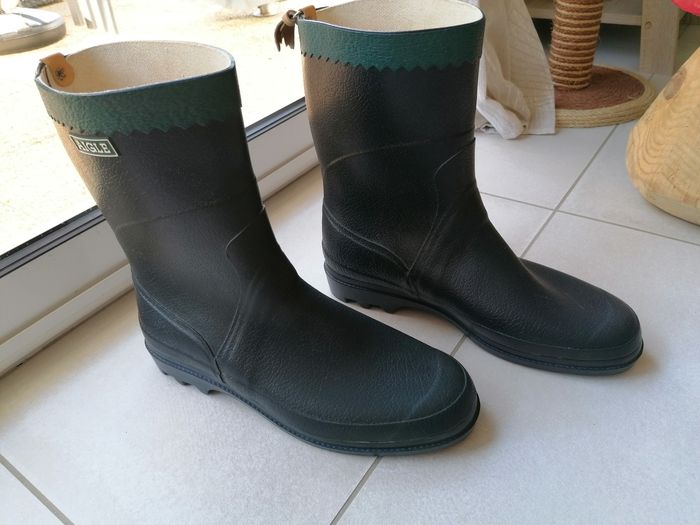 Très jolies 💚 bottes 'Aigle' - photo numéro 4