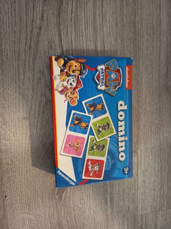 Jeu de société domino par patrouille