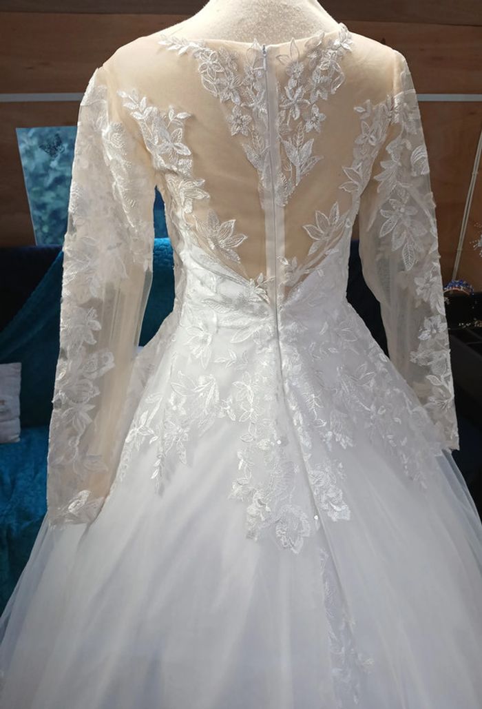 robe de mariée taille 34/36 - photo numéro 8