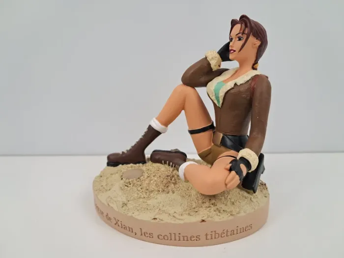 Figurine Tomb Raider Lara Croft - numéro 22 La Dague de Xian Les Collines Tibétaines - photo numéro 2