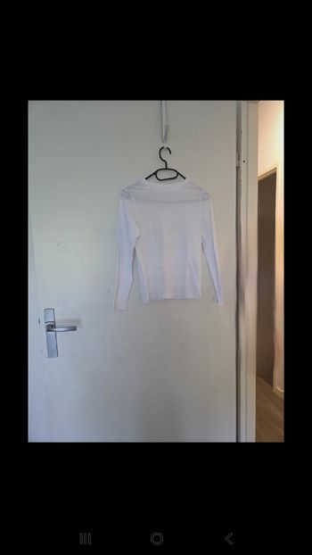 Tee-shirt blanc à manches longues
