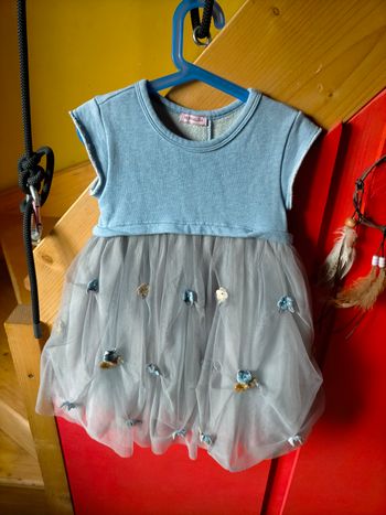 Ravissante robe Monnalisa 6 ans
