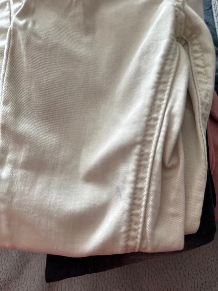 Skinny beige 5ans 110cm - photo numéro 3