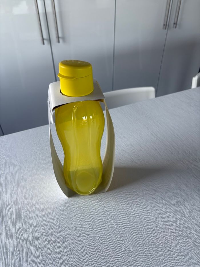 Gourde Tupperware - photo numéro 3