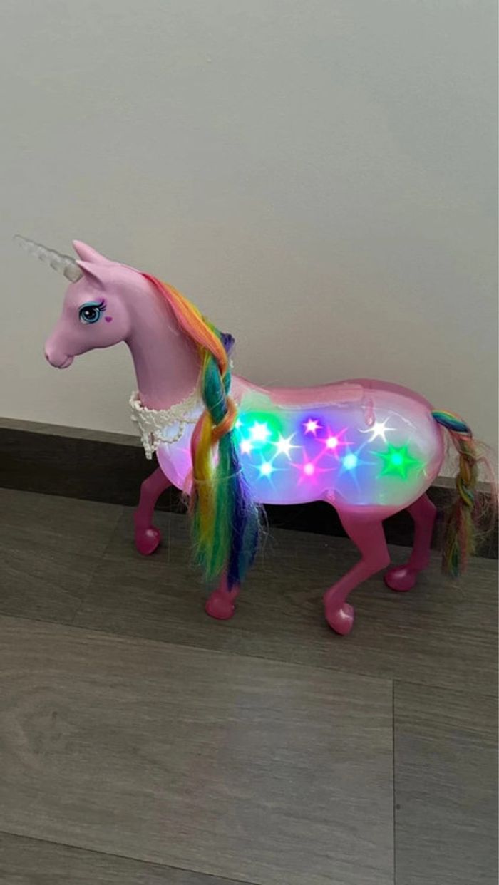 Licorne magique interactive avec son et lumière - photo numéro 2