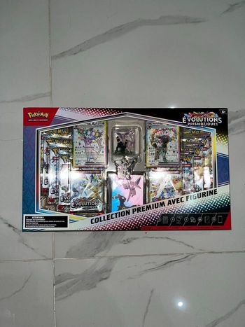 Coffret Pokémon premium collection figurine 8.5 évolutions prismatiques