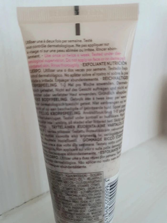 Gommage corps au karité Yves Rocher - photo numéro 2