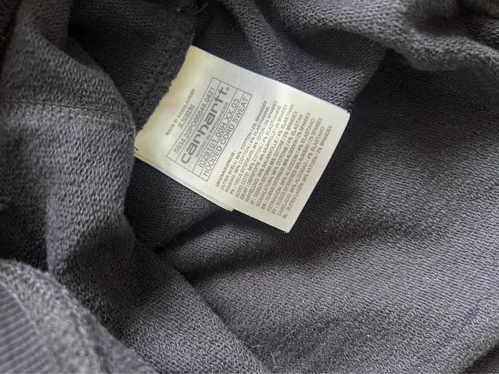 sweat carhartt velours bleu marine - photo numéro 5