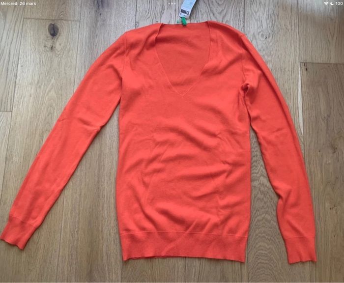 Pull coton Benetton T 40/42 - photo numéro 4