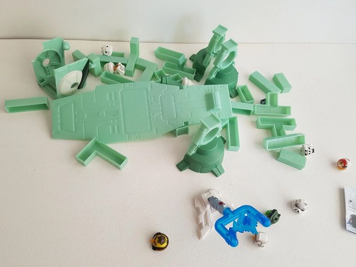Hasbro Fantastic Angry Birds & Star Wars AT-AT Battle Game - photo numéro 8