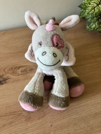 Doudou hochet jade licorne rose beige grelot nattou