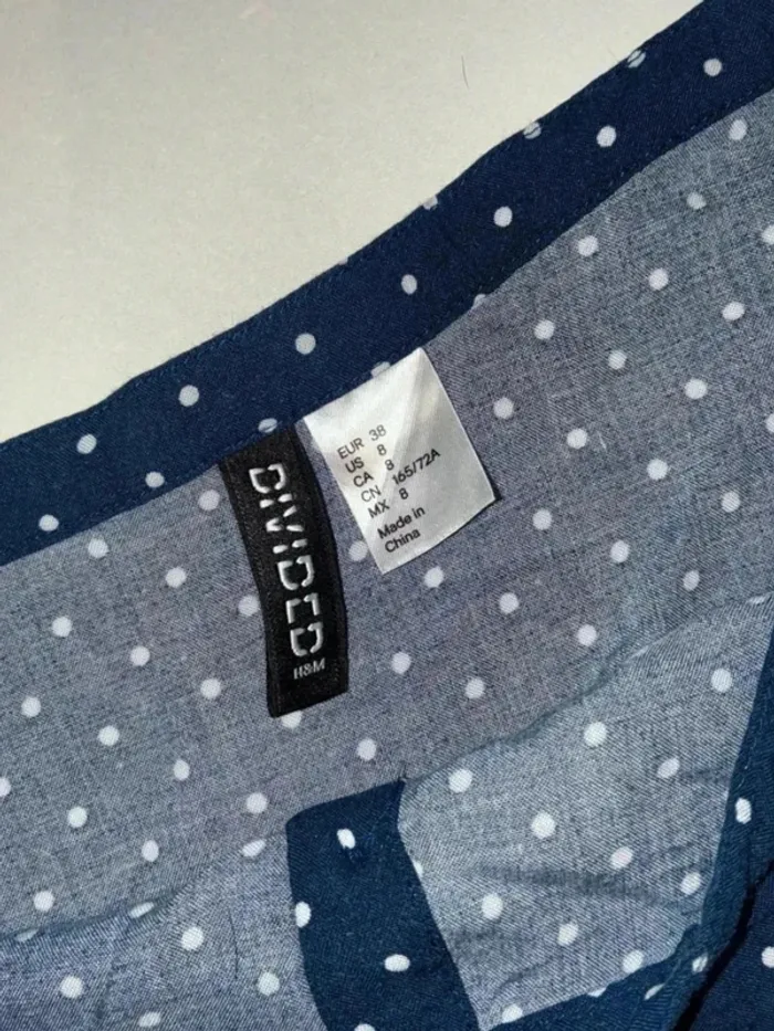Jupe H&M femme taille 38 – Bleu marine à pois – Très bon état - photo numéro 4