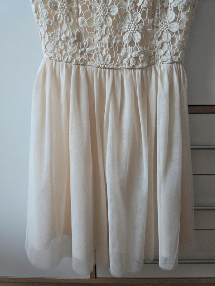 Robe dentelle et tulle - photo numéro 3