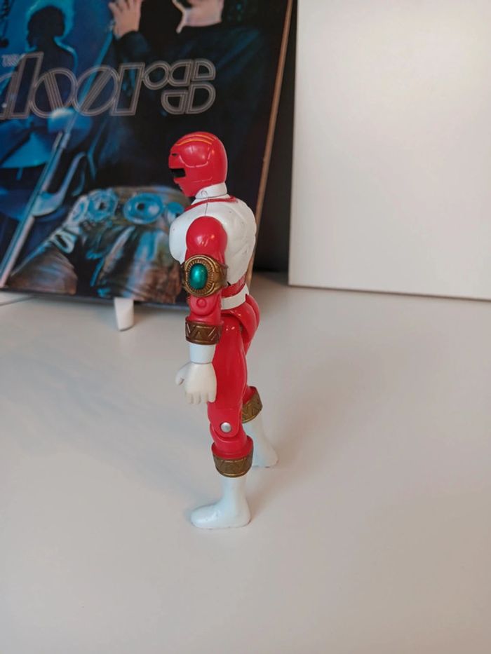 Figurine vintage Power Rangers Lost Galaxy sentai Gingaman Ginga RED Bandai 1998 taille 14cm - photo numéro 4