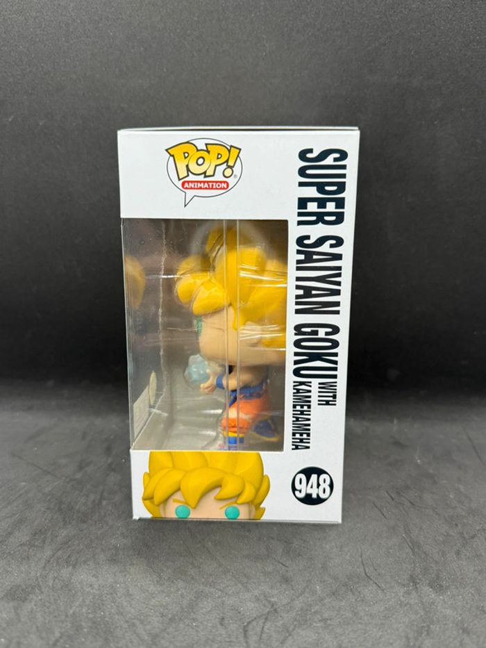 Funko pop dragon ball z super saiyan goku 948 FYE Exclusive Glow - photo numéro 5