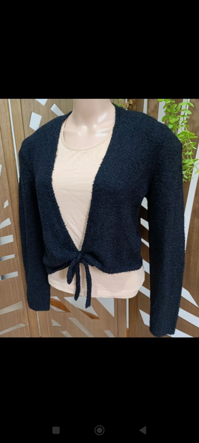 Gilet cache coeur noir taille M - comme neuf - photo numéro 2
