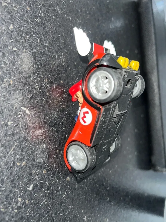 Voiture Mario Kart à friction - photo numéro 9
