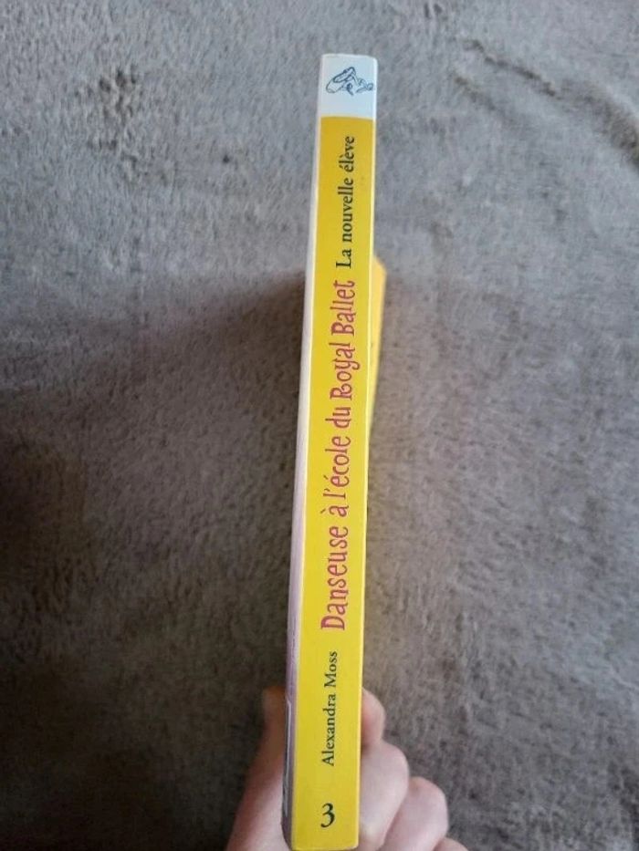 Livre Danseuse à l'école du Royal Ballet - photo numéro 3