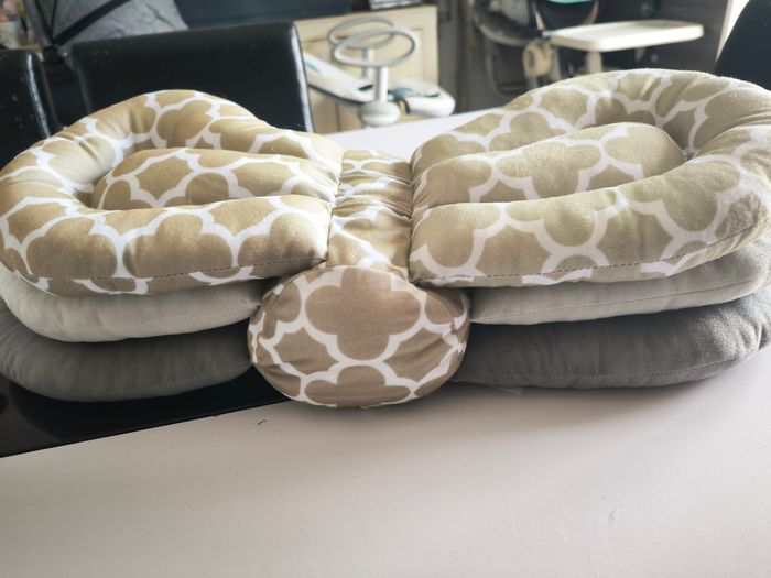 Coussin d'allaitement - photo numéro 3
