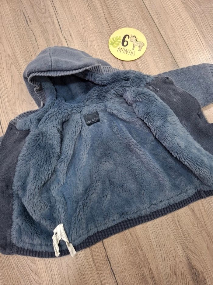 Veste taille 6 mois - photo numéro 2