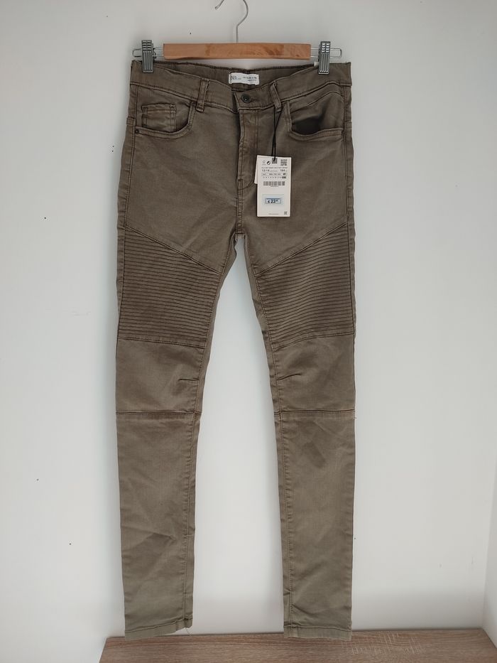 Jean Zara neuf avec étiquettes