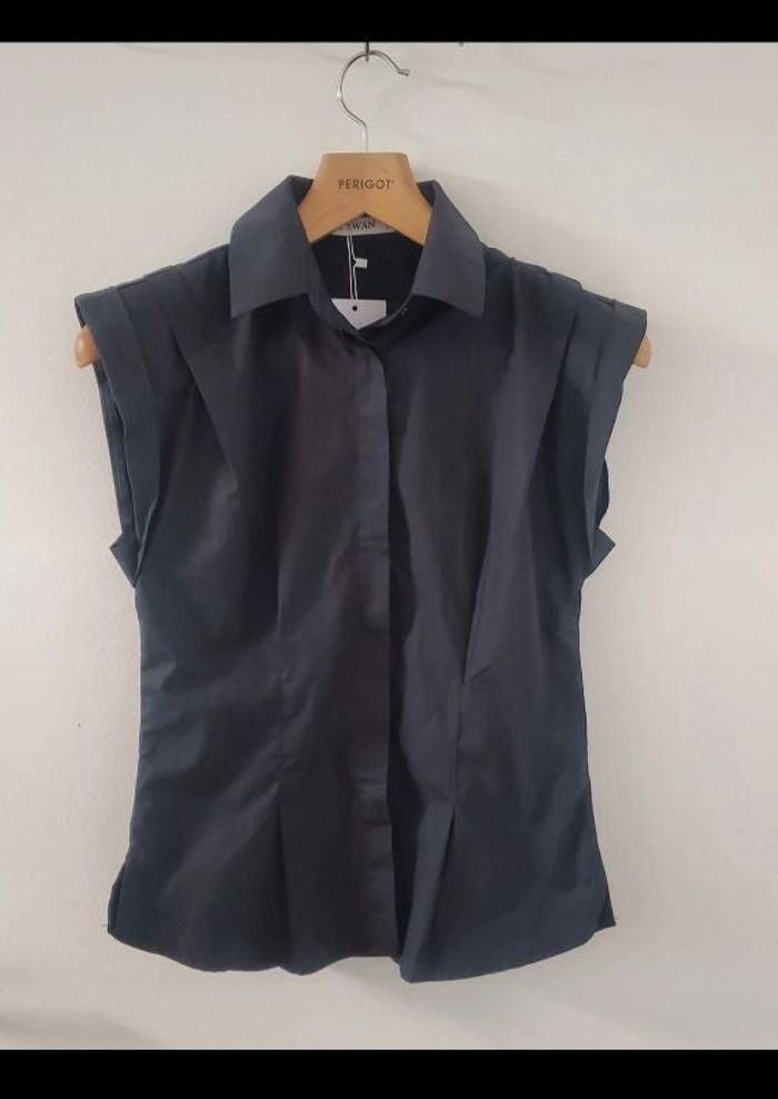 Chemise noire pour homme, manches courtes avec épaulettes, by swan, taille 37