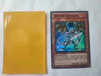 Carte Yu-Gi-Oh! Dragon chevalier édition limitée ct07-fr017