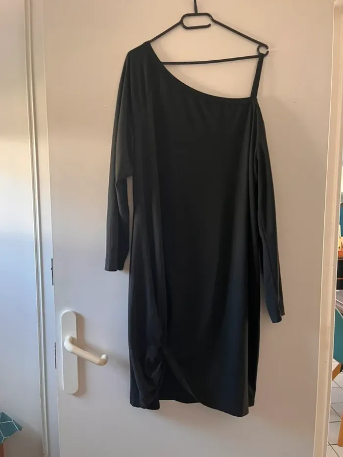 Robe noir