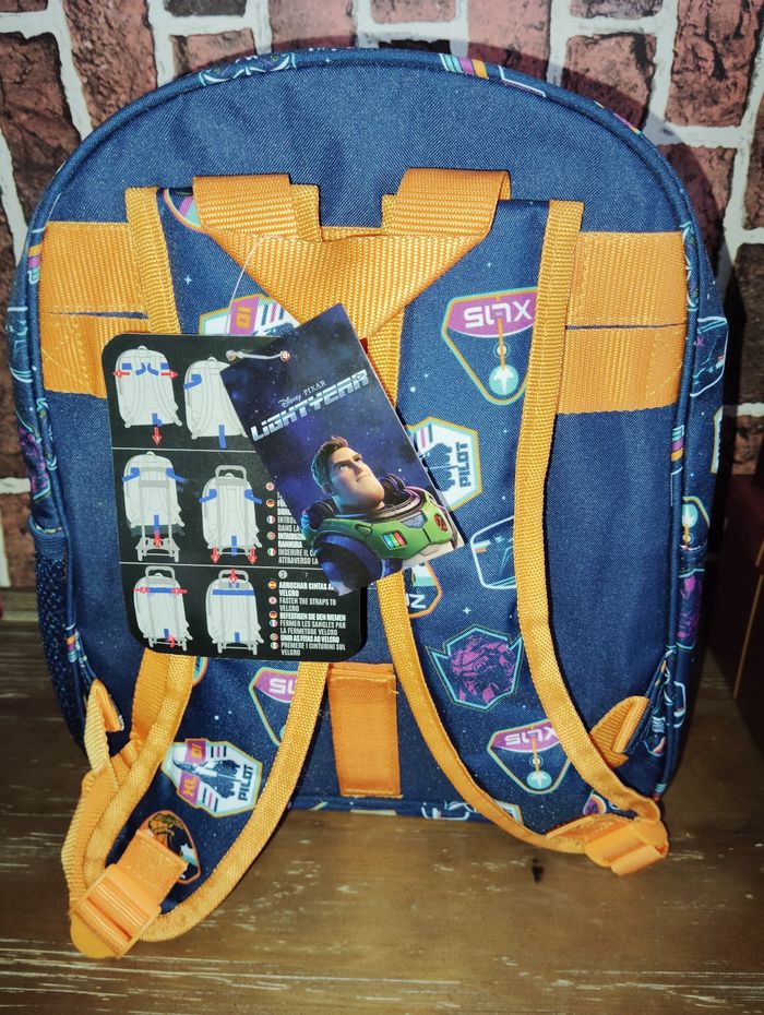 Sac à dos Disney Buzz l'éclair neuf - photo numéro 3