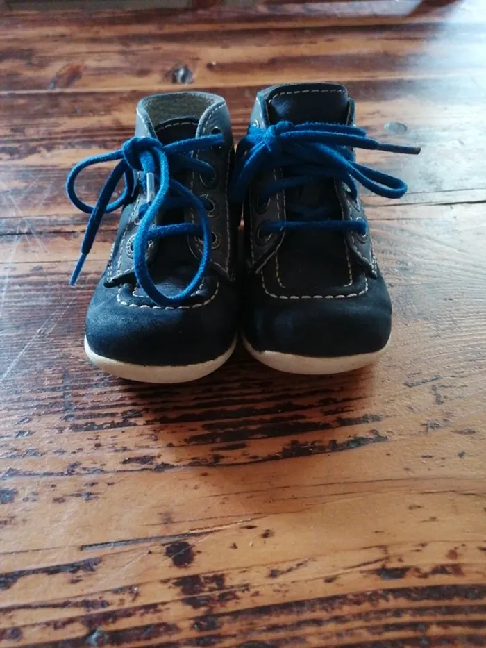 Kickers bleues pointure 22