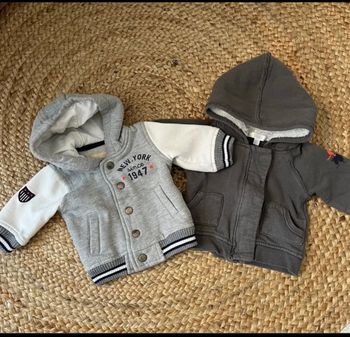 Lot de 2 vestes sweat 1 mois