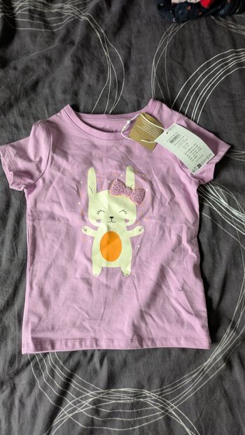 T-shirt neuf 5 ans