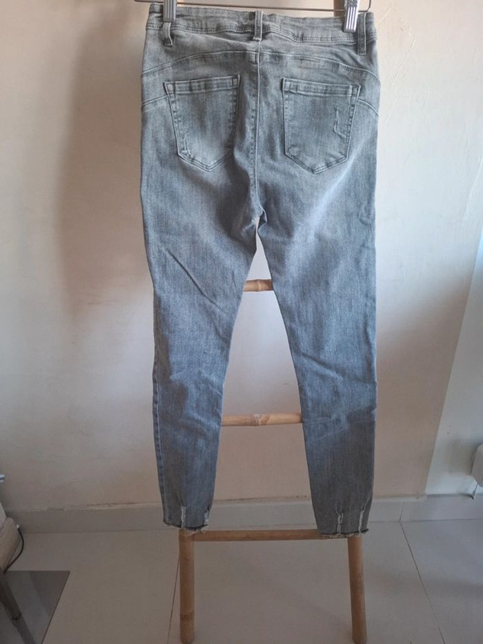 Jean taille 38 - photo numéro 4
