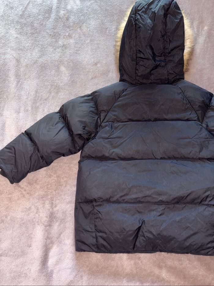 Manteau noir à plumes Zara garçon taille 4 ans en très bon état - photo numéro 9