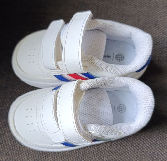 Chaussures taille 20 mixte - photo numéro 3