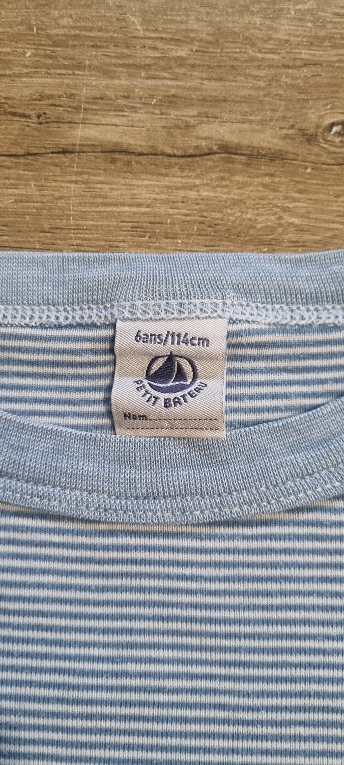 Lot t-shirts Petit Bateau 6 ans - photo numéro 8