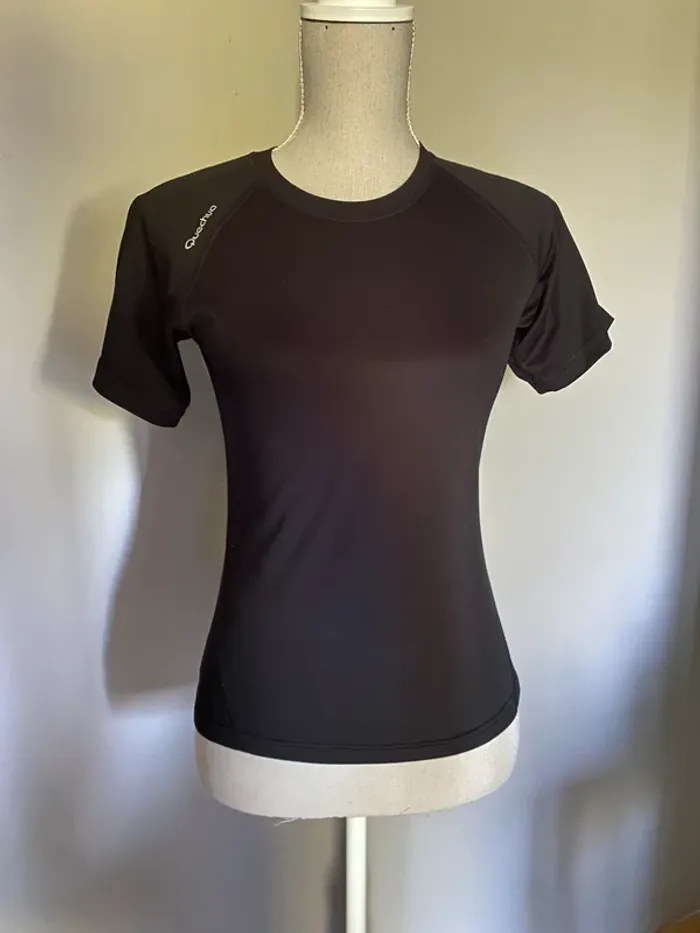 T-shirt noir de randonnée, treck, running - photo numéro 7