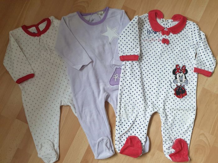 Lot de 3 pyjamas en 12 mois