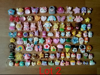 Figurines