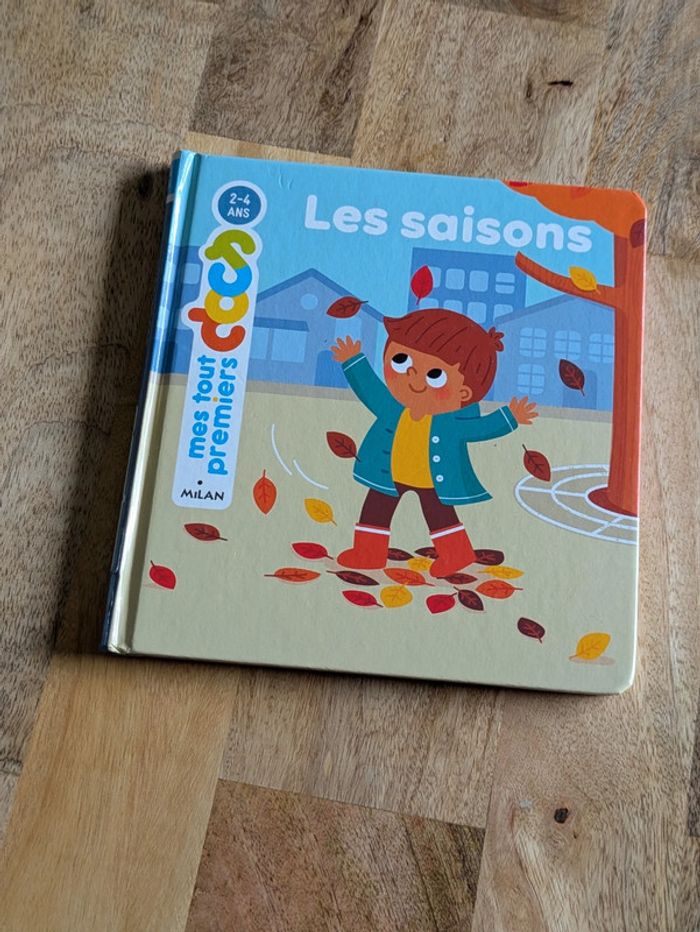 Livres "Les saisons, mes tous premiers docs"