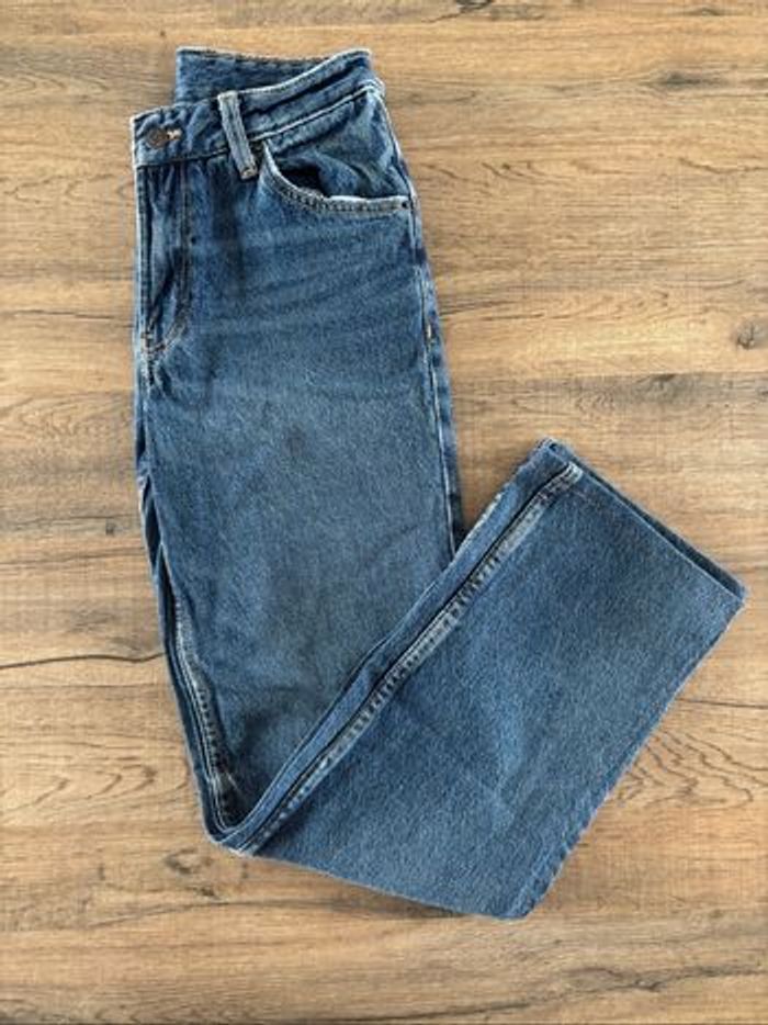 Jean coupe droite bleu marine Bershka - Taille 34 - Neuf