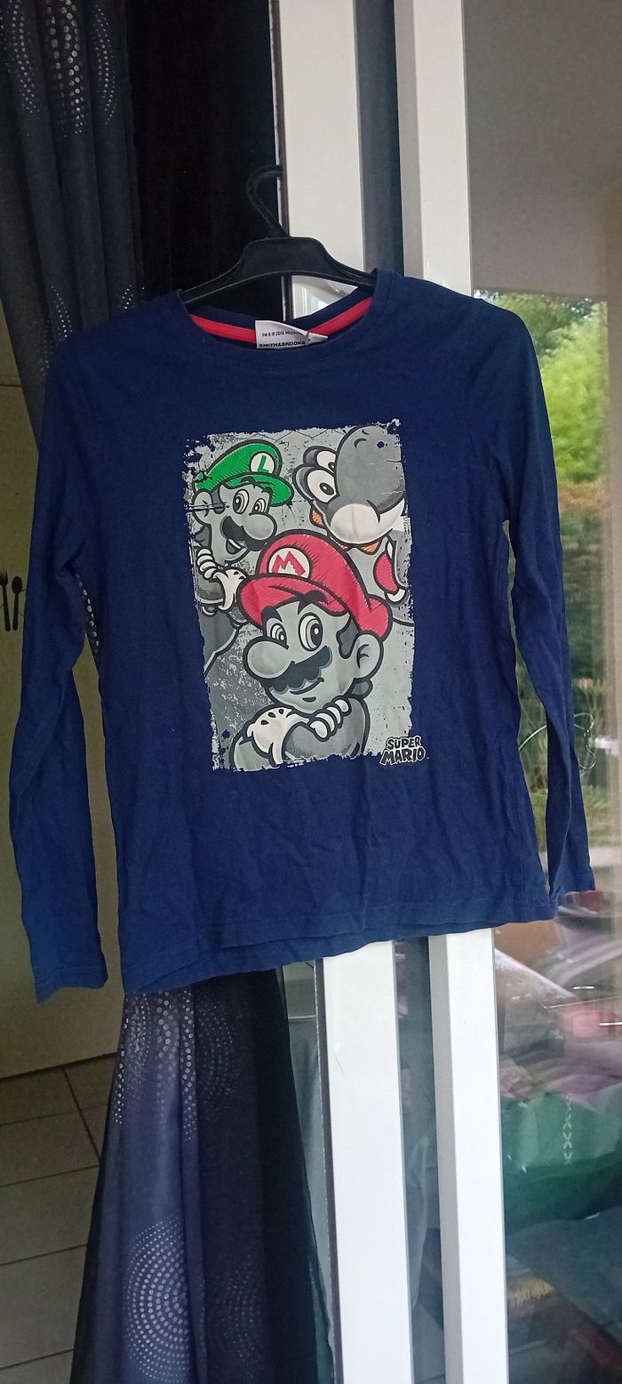 Tee shirt taille 12 ans