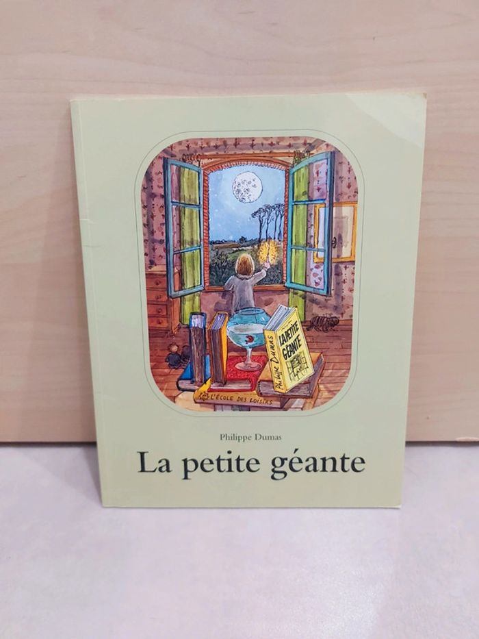 🌺 Livre (école des loisirs) : La petite géante