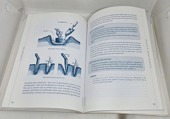 "Le potager bio".
216 pages.
Eyrolles.
ISBN : 978.2.212.54602.6 - photo numéro 7